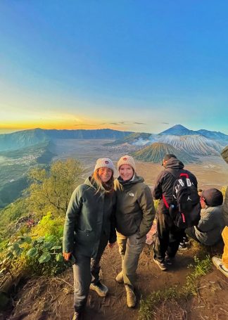 MIDNIGHT BROMO JAVA ADVENTURE