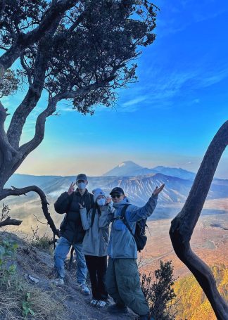 JACKY CHINA CUSTOMER BROMO JAVA ADVENTURE